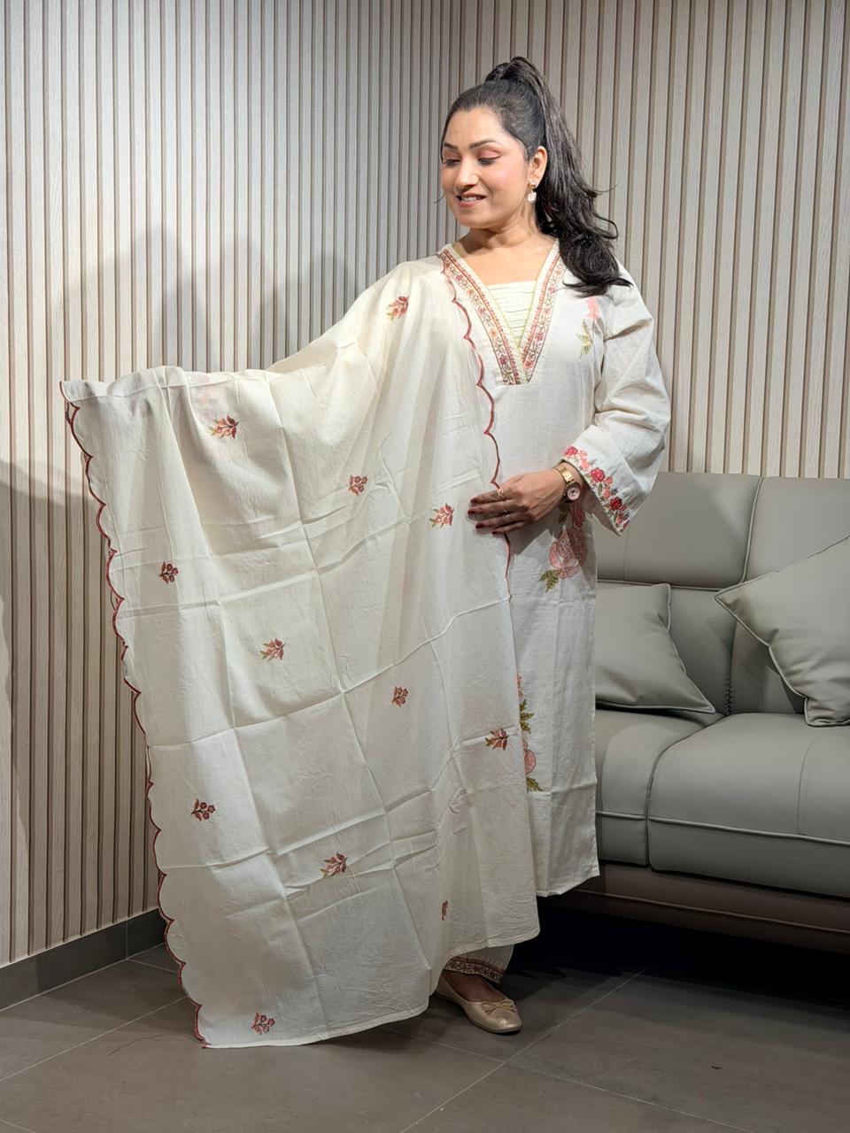 Snow white Dupatta set